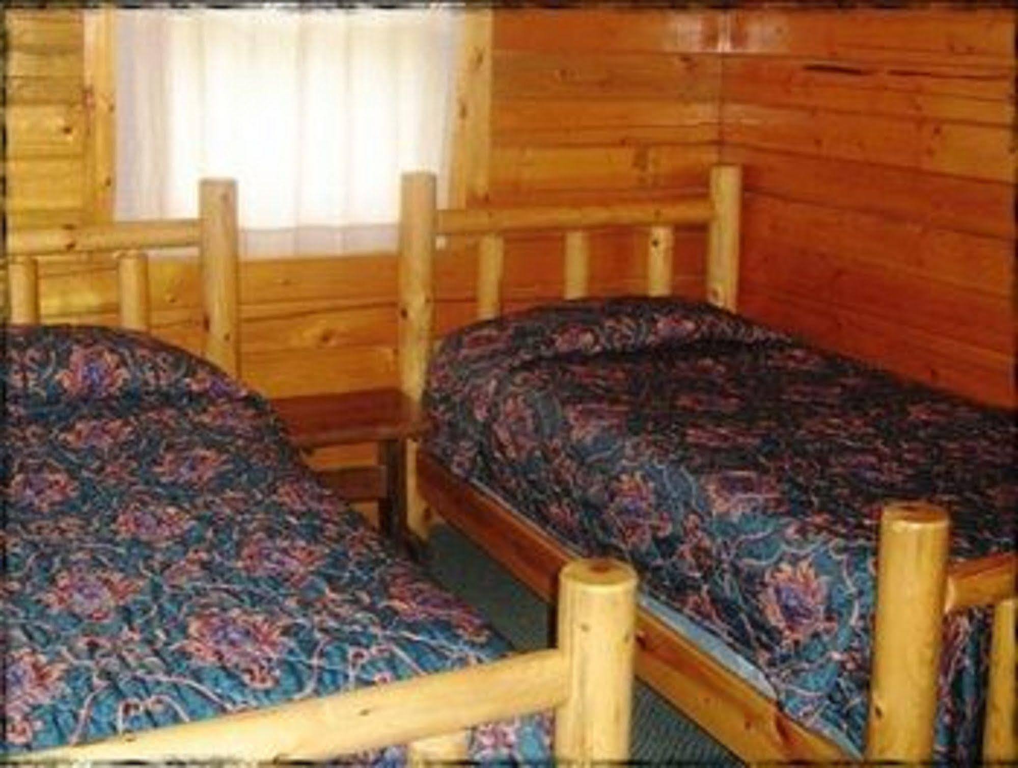 Lodge At Palmer Gulch Hill City Bagian luar foto