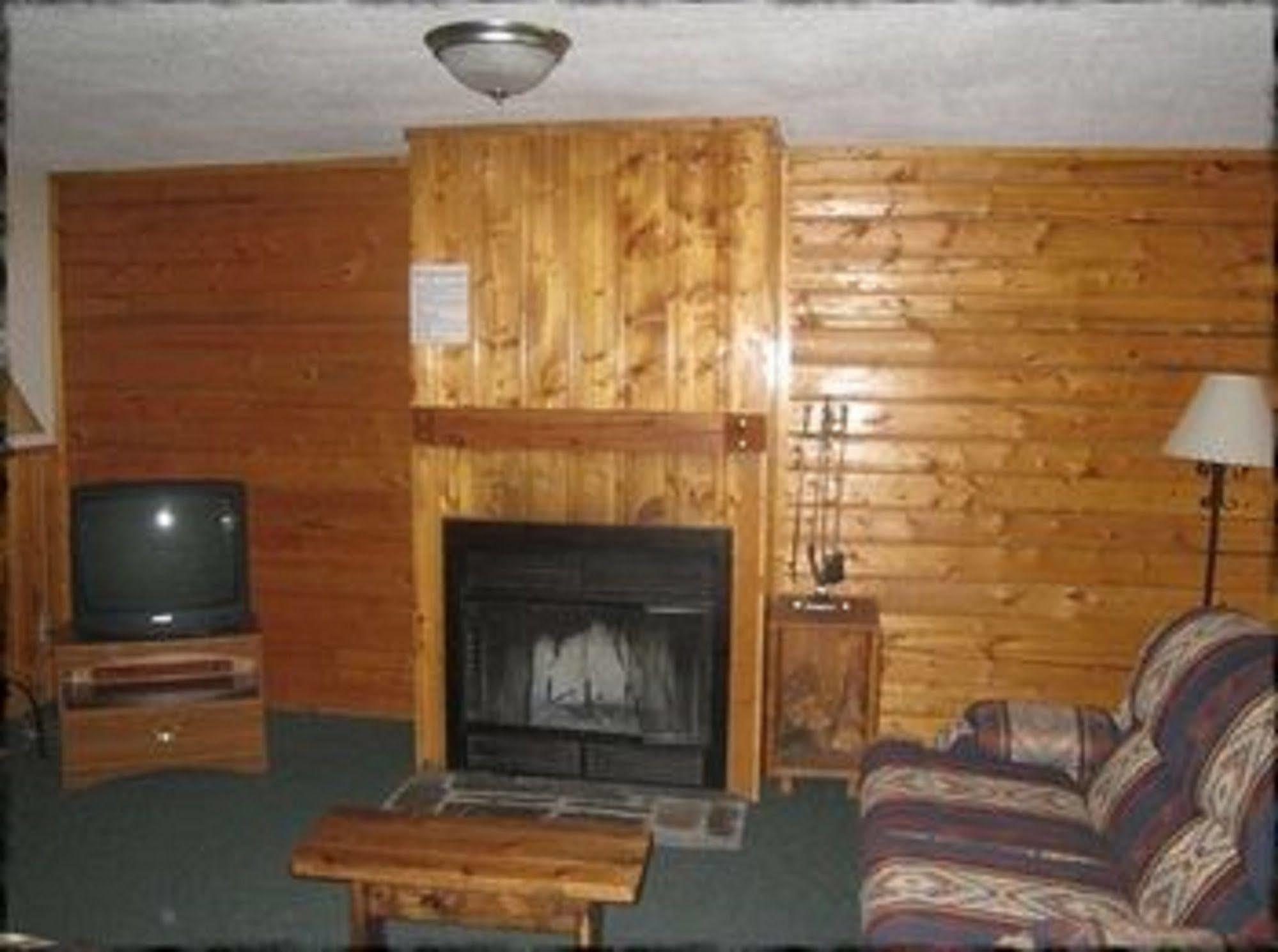 Lodge At Palmer Gulch Hill City Bagian luar foto