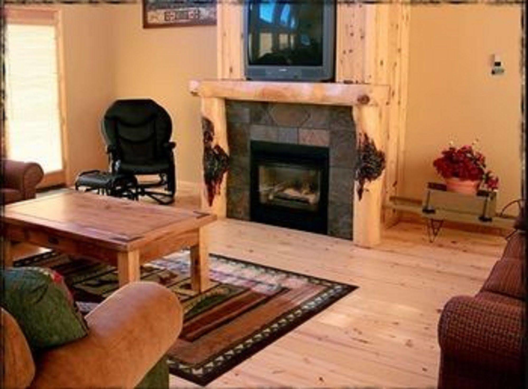 Lodge At Palmer Gulch Hill City Bagian luar foto