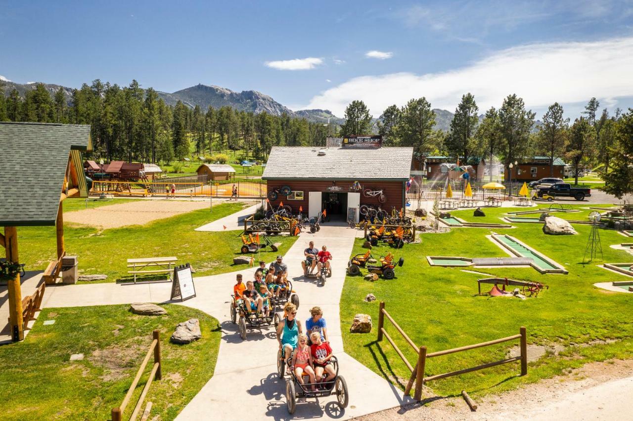Lodge At Palmer Gulch Hill City Bagian luar foto