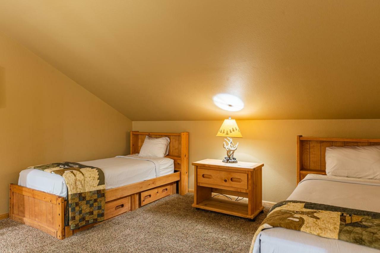 Lodge At Palmer Gulch Hill City Bagian luar foto