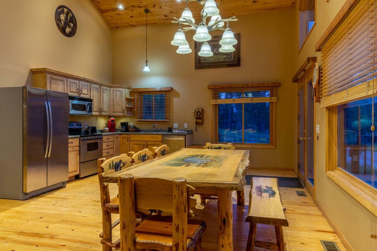 Lodge At Palmer Gulch Hill City Bagian luar foto